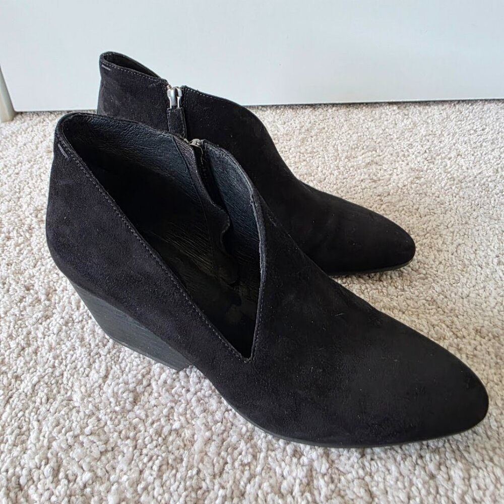 Eileen Fisher women’s Suede side zip wedge shoe black heel size 9